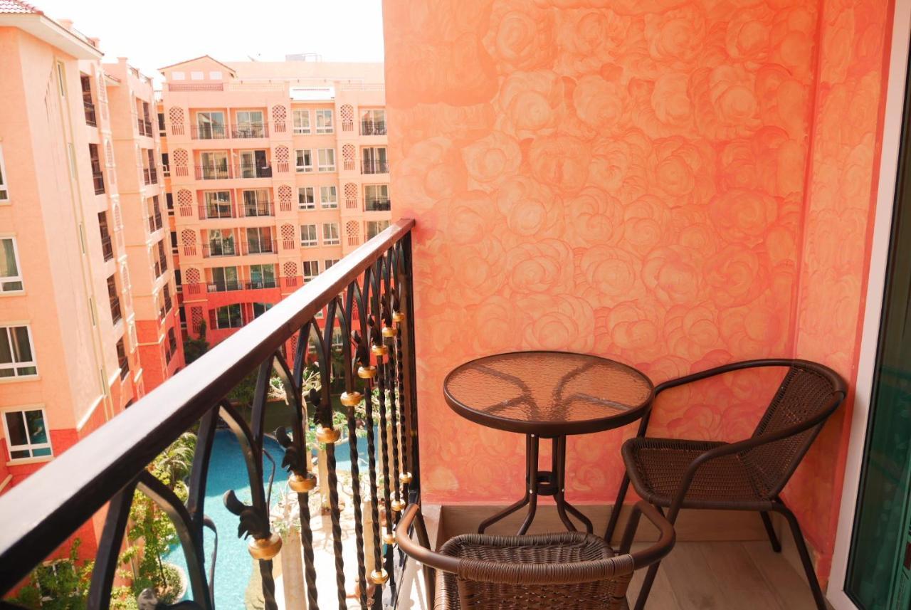 Seven Seas Resort Pattaya & Sofa Bed 乔木提恩海滩 外观 照片